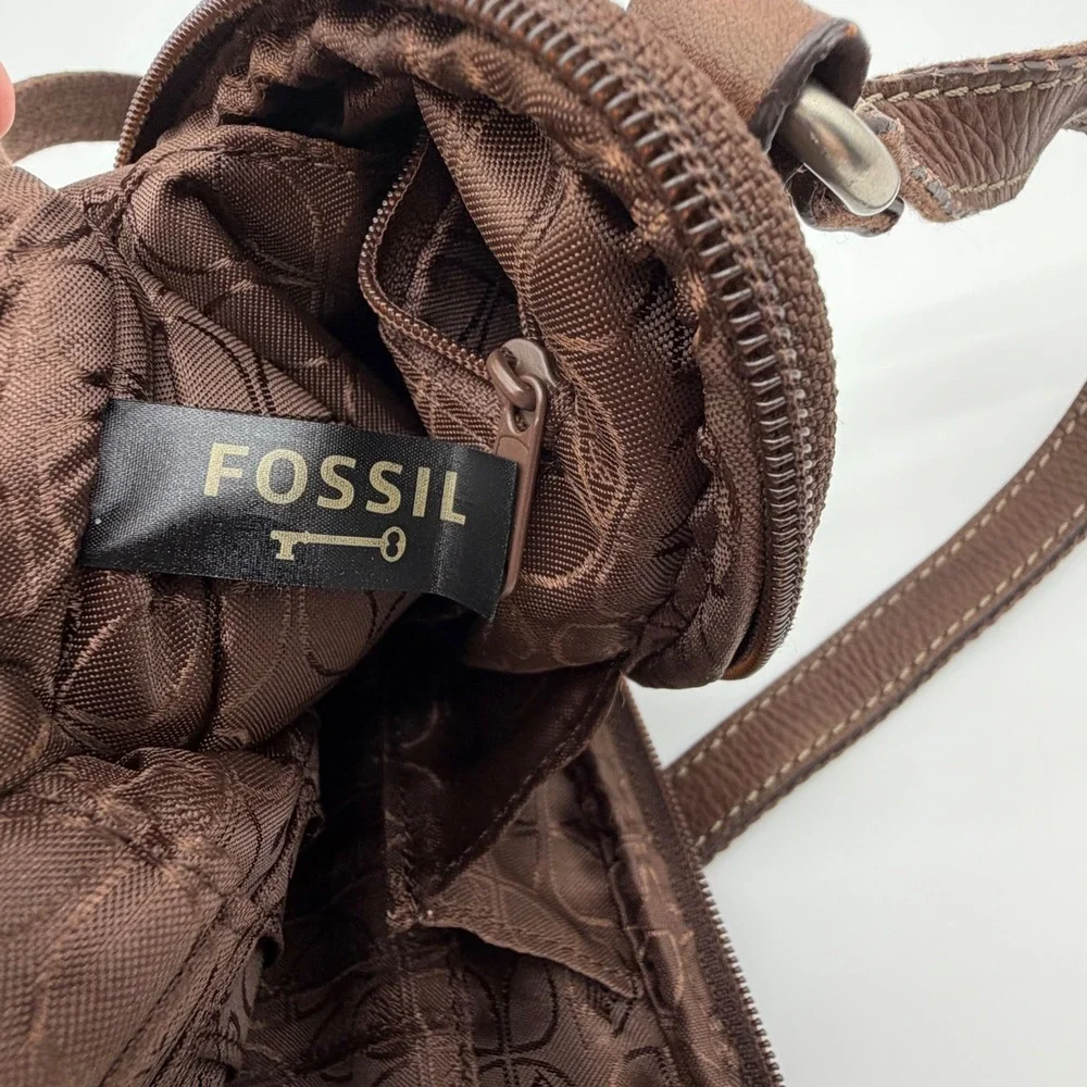 Fossil ZB2840 Brown Leather Crossbody Messenger Bag Small Square Organizer - Picture 5 of 9